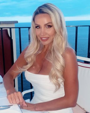 Sabrinasabrina de Val-d'Oise, France